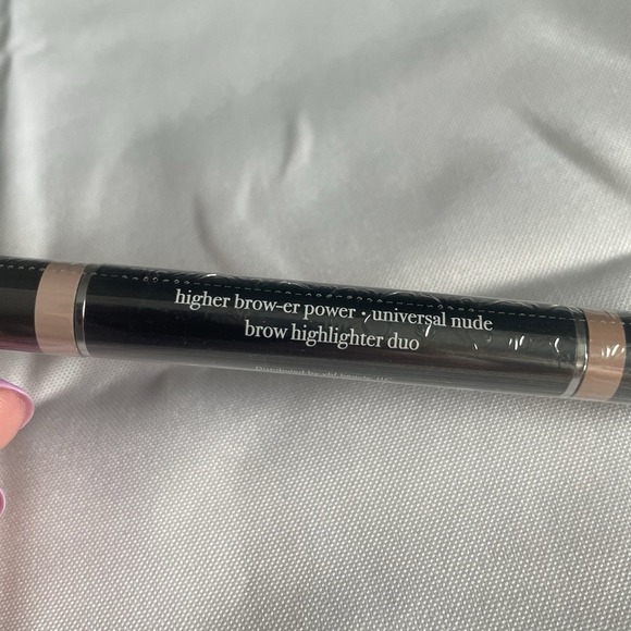 YBF Your Best Friend Higher Brow-er Power Universal Nude Highlighter Duo - Picture 5 of 6